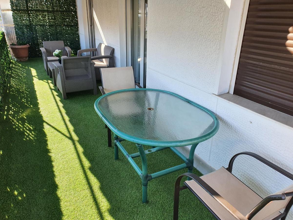Pedion Areos Park 4 Center 4 Apartment Атина Екстериор снимка